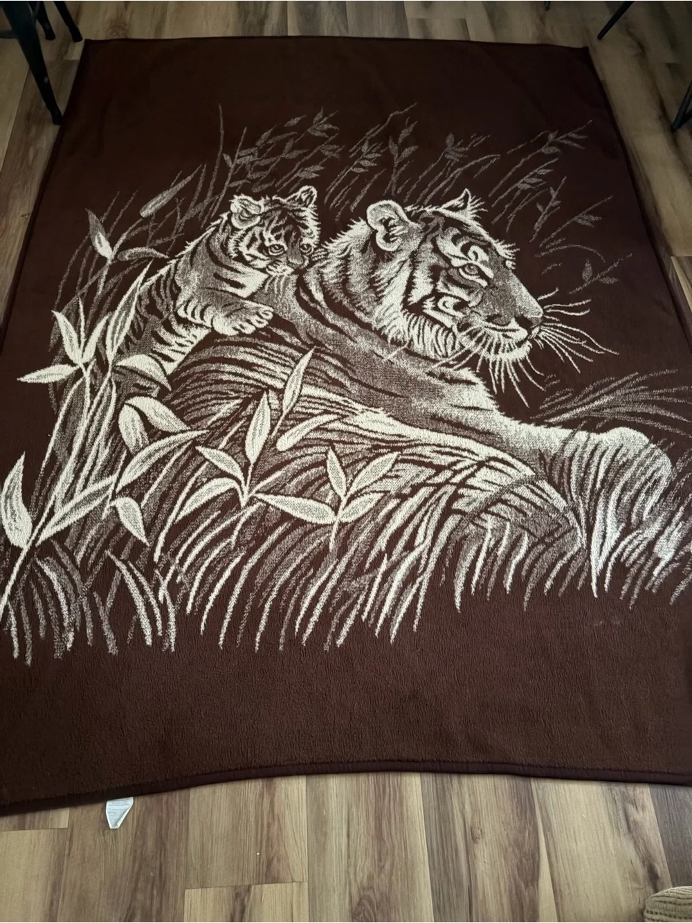 Vintage San Marcos blanket Tiger and Cub.
